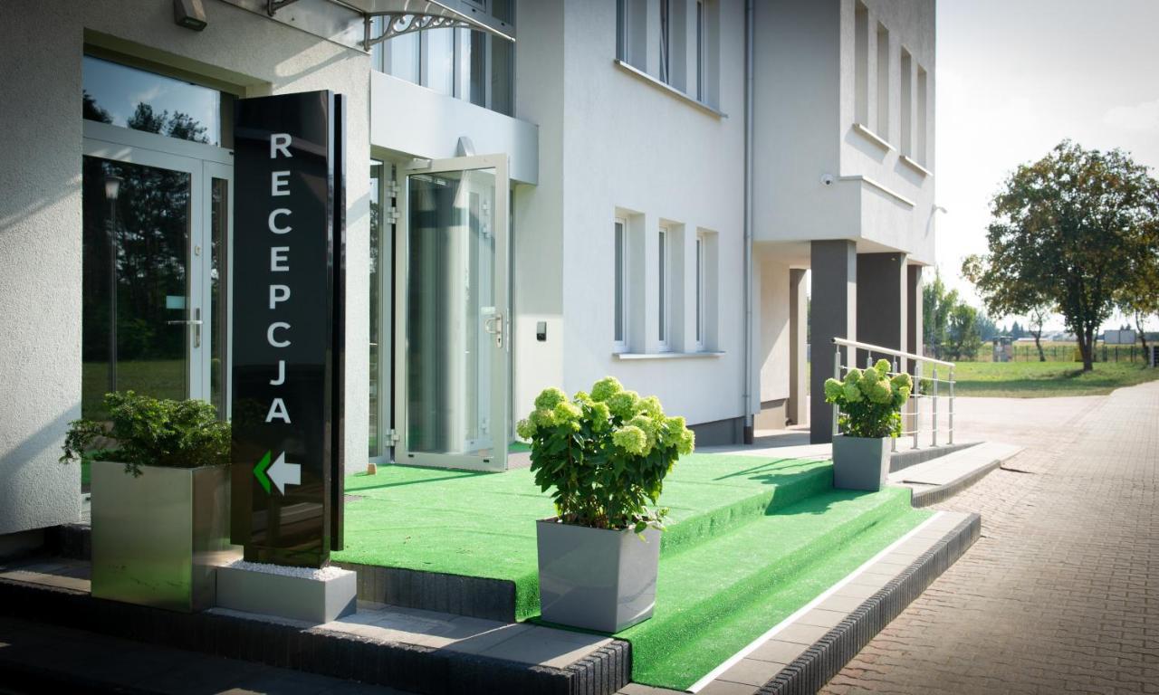 Poznan West Hotel - Airport Extérieur photo