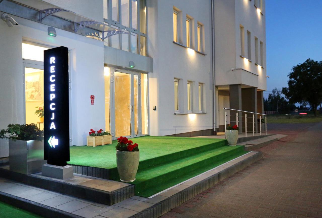Poznan West Hotel - Airport Extérieur photo