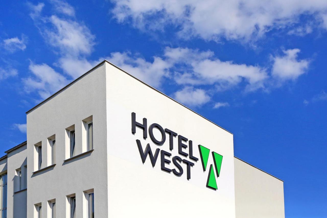 Poznan West Hotel - Airport Extérieur photo